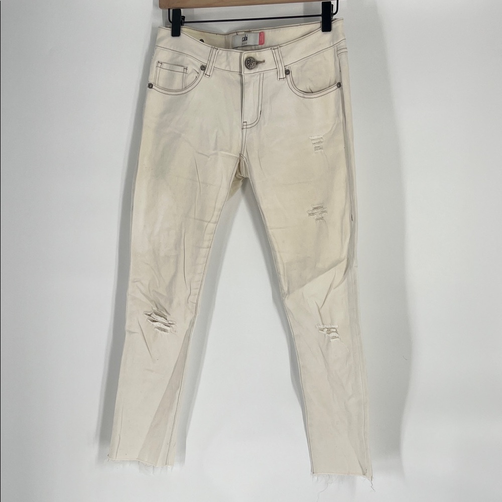 Cabi White Slim Boyfriend Pants Jeans Size 0 Gently Used